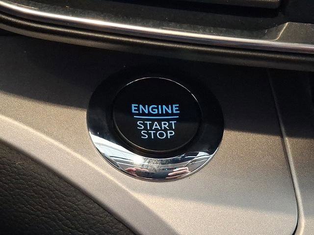 Certified 2022 Ford Explorer XLT w/ Equipment Group 202A image 23