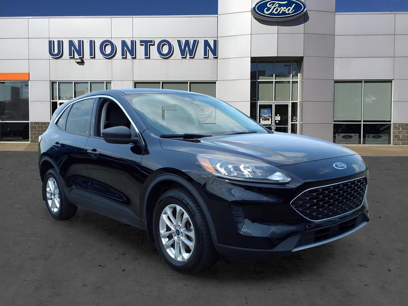 Certified 2022 Ford Escape SE AWD/4WD image 1