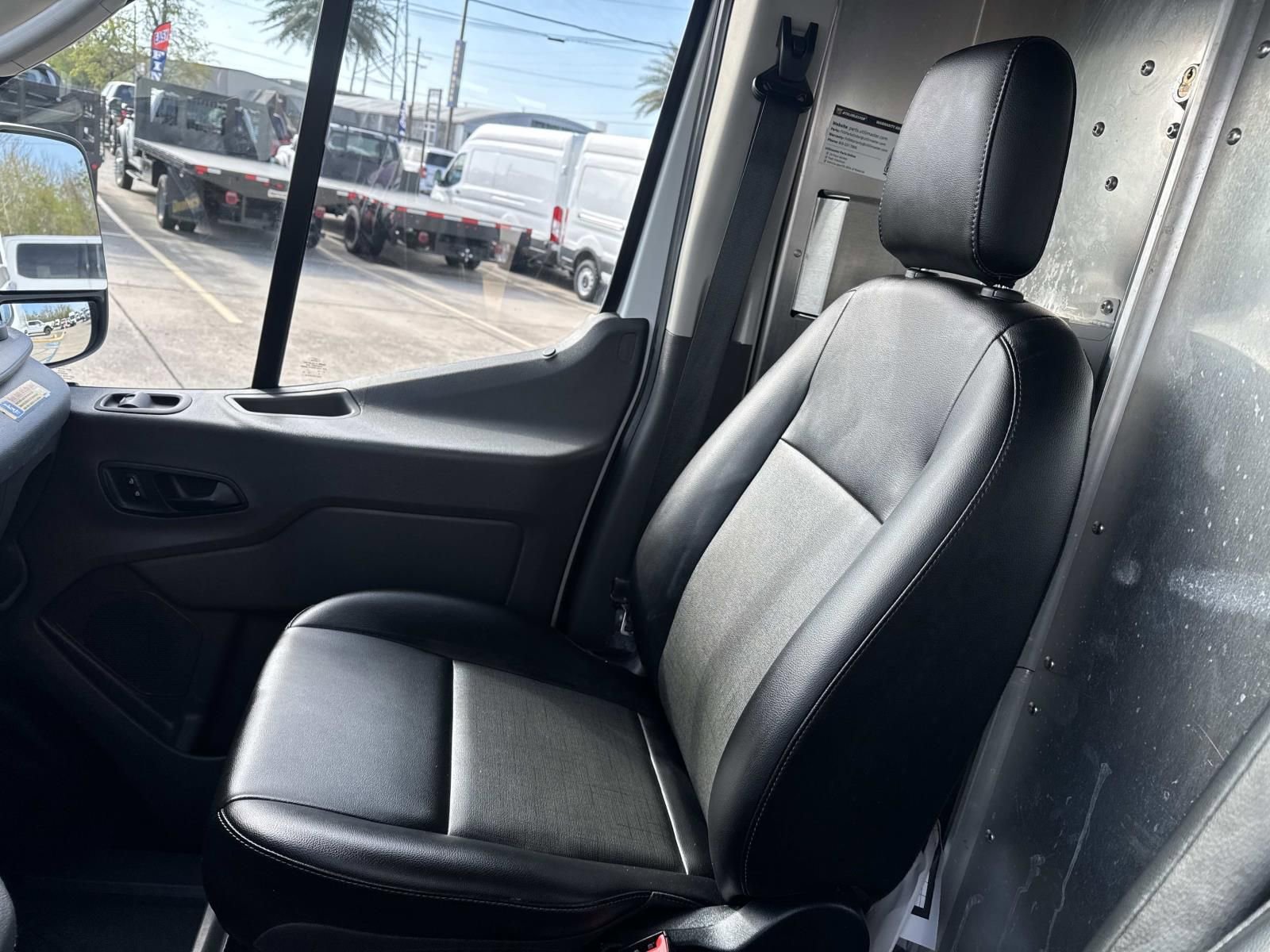 Certified 2020 Ford Transit 350 148 High Roof Extended DRW w/ Upfitter Package RWD image 20