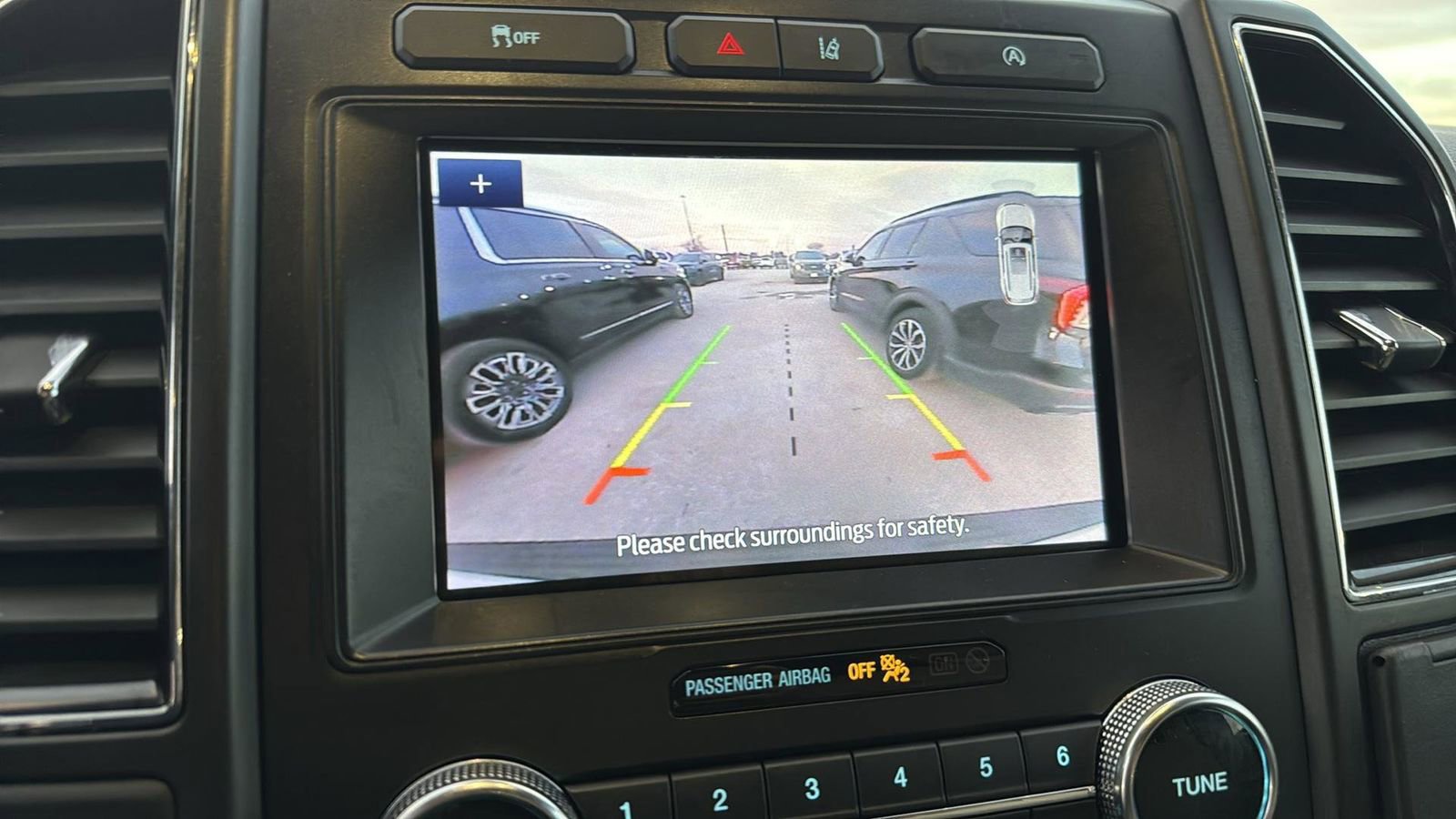 Certified 2020 Ford Expedition Limited w/ Equipment Group 301A image 19