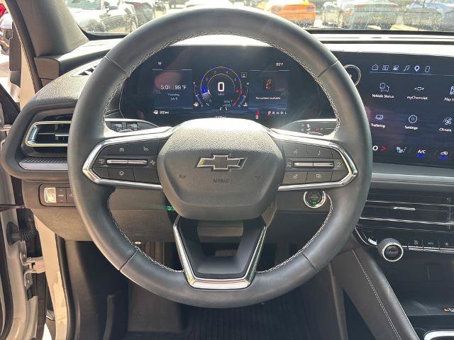 Used 2026 Chevrolet Traverse LT w/ Midnight/Sport Edition FWD image 18