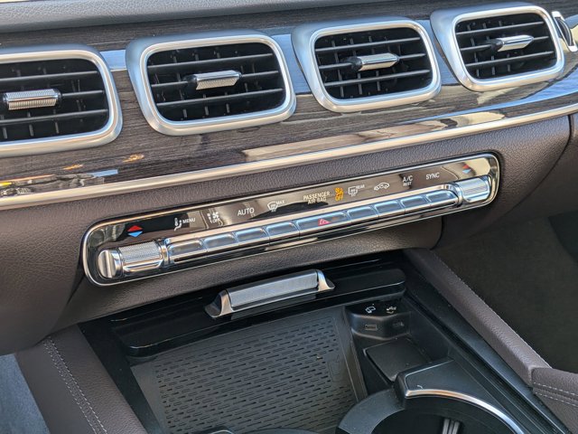 Used 2020 Mercedes-Benz GLE 350 4MATIC image 40