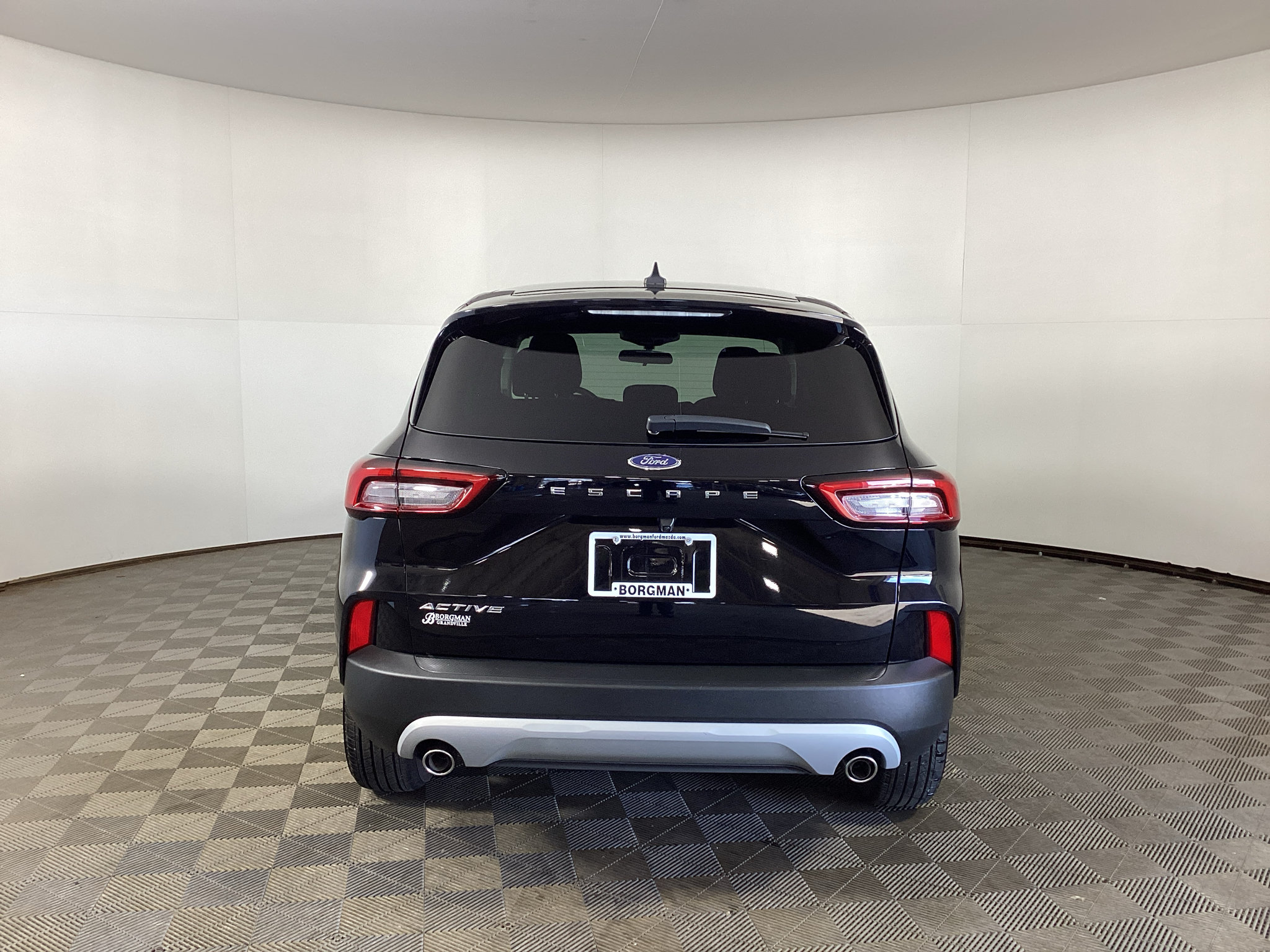 Certified 2023 Ford Escape Active w/ Cold Weather Package FWD image 3
