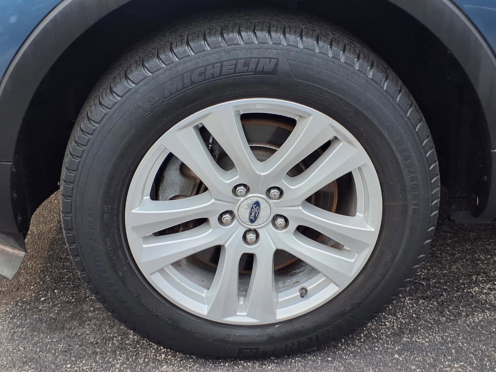 Certified 2019 Ford Explorer XLT w/ Equipment Group 202A image 10