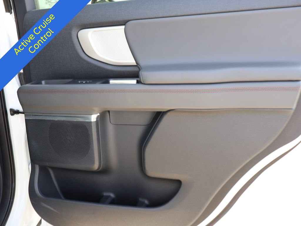 Certified 2025 Ford Expedition Active AWD/4WD image 12