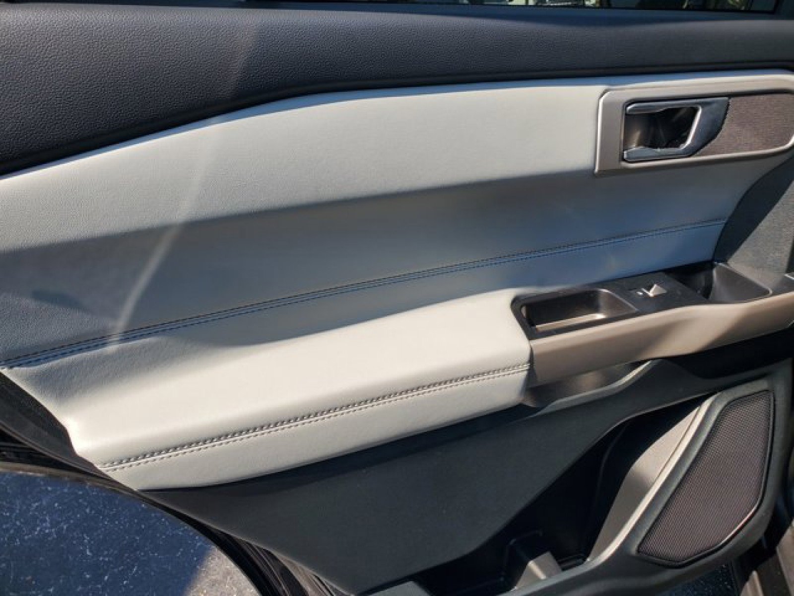 Certified 2023 Ford Explorer XLT w/ Equipment Group 202A image 30