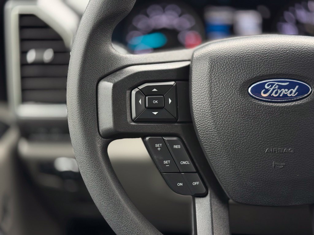 Certified 2022 Ford F250 XLT w/ XLT Premium Package AWD/4WD image 31