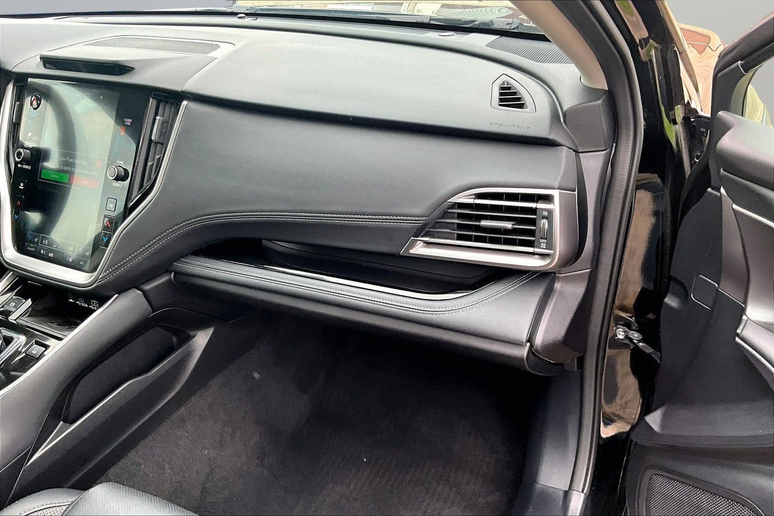Used 2024 Subaru Outback Touring XT AWD/4WD image 21
