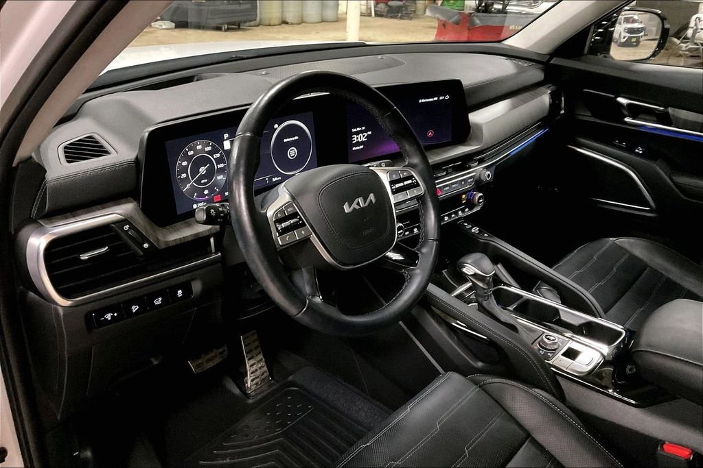 Used 2024 Kia Telluride SX Prestige image 13