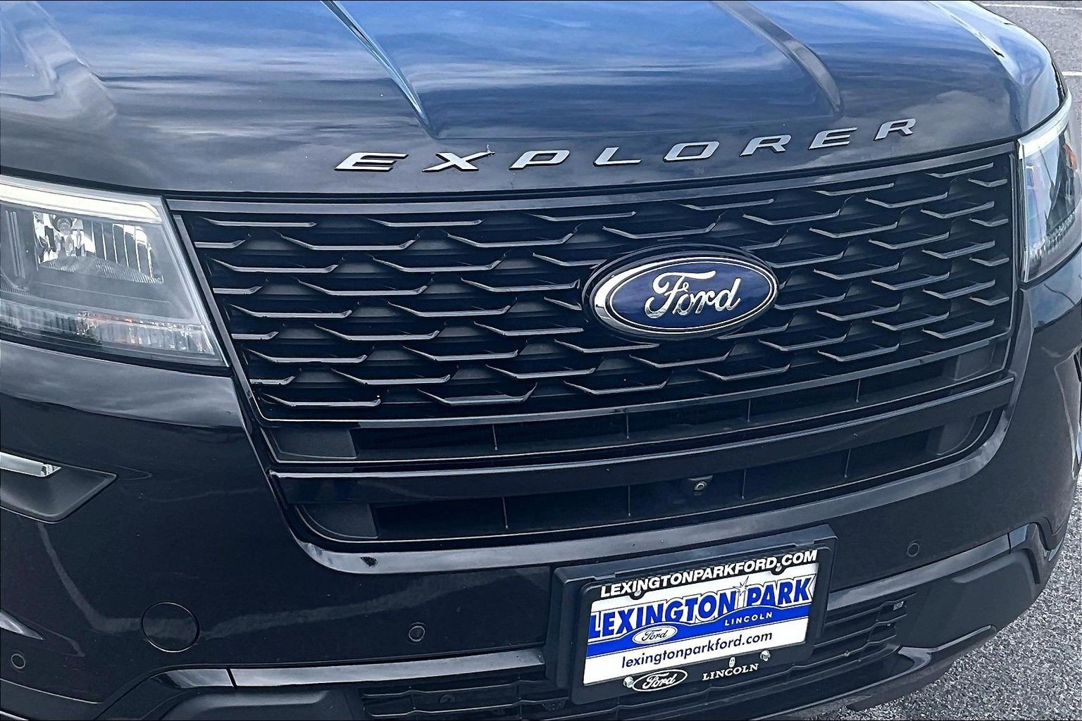 Certified 2019 Ford Explorer Sport w/ Equipment Group 401A AWD/4WD image 34