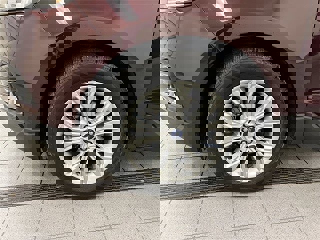 Certified 2020 Ford Edge Titanium w/ Class II Trailer Tow Package image 10