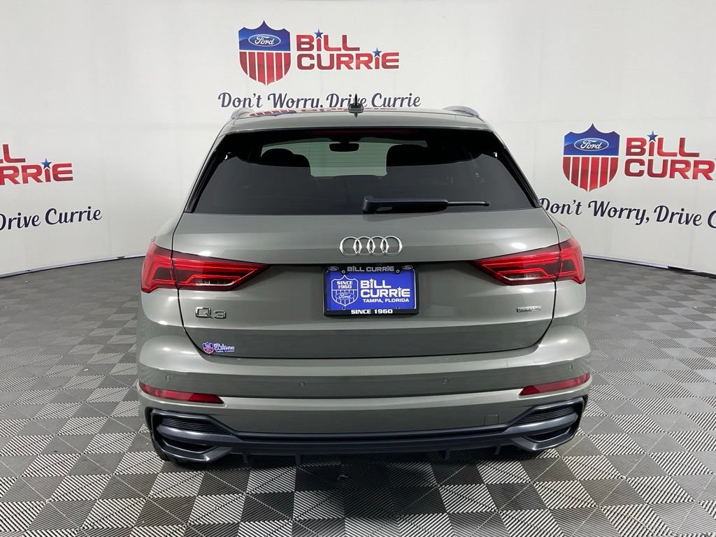 Used 2020 Audi Q3 2.0T Premium Plus w/ Premium Plus Package AWD/4WD image 4