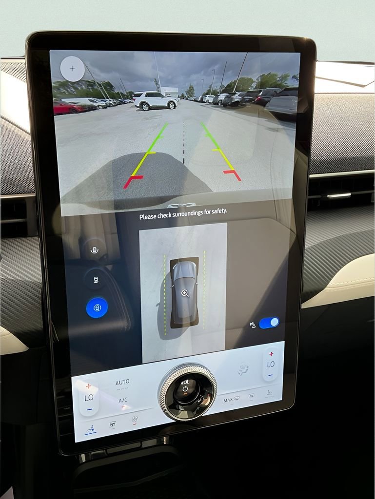 Certified 2025 Ford Mustang Mach-E Premium image 41