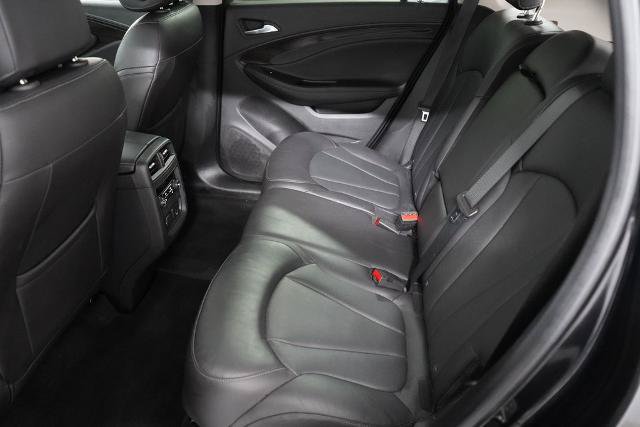 Used 2019 Buick Envision Essence AWD/4WD image 27