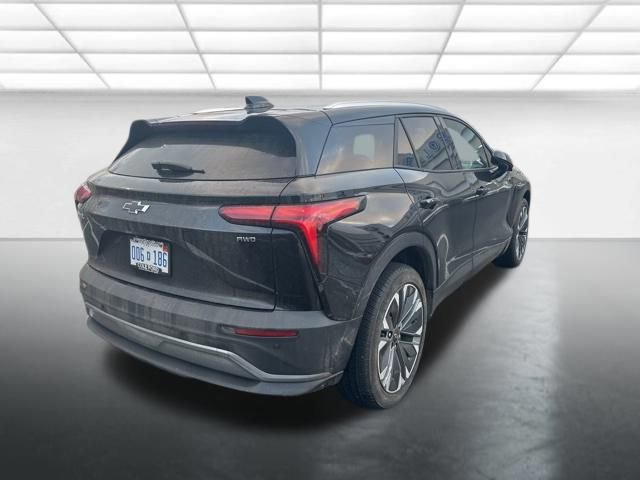 Used 2025 Chevrolet Blazer EV LT image 3