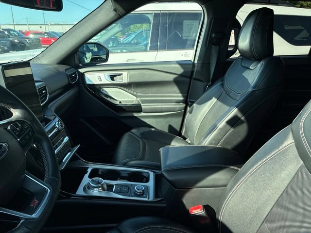 Certified 2024 Ford Explorer ST w/ Equipment Group 401A AWD/4WD image 5