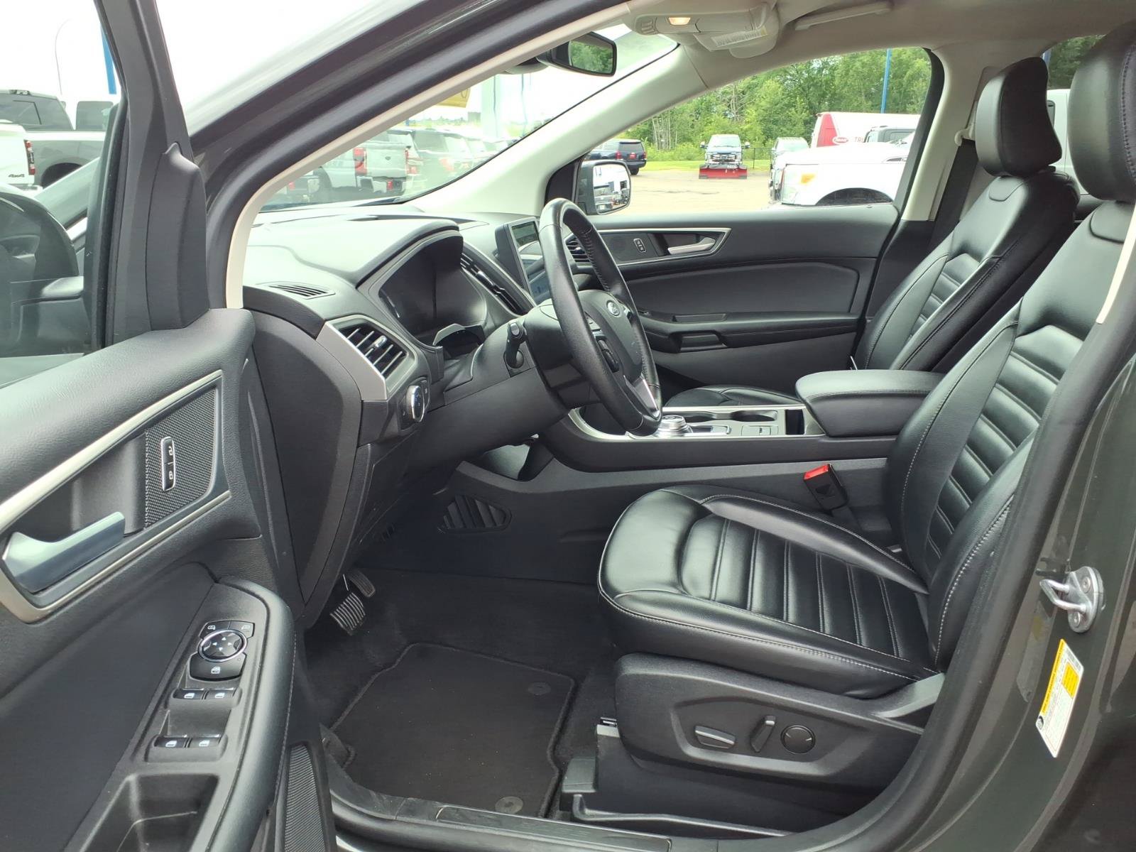 Certified 2024 Ford Edge SEL AWD/4WD image 10