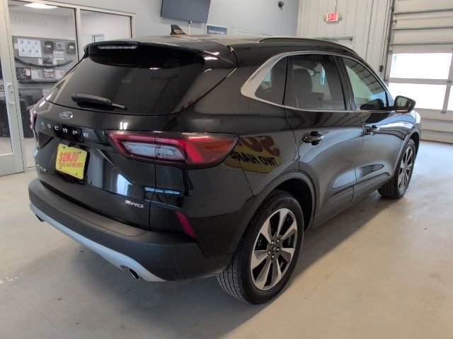 Certified 2023 Ford Escape Platinum image 6