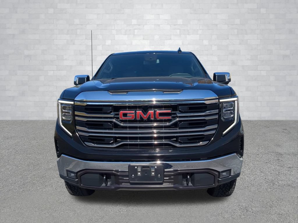 Used 2022 GMC Sierra 1500 SLT w/ SLT Convenience Package AWD/4WD image 11