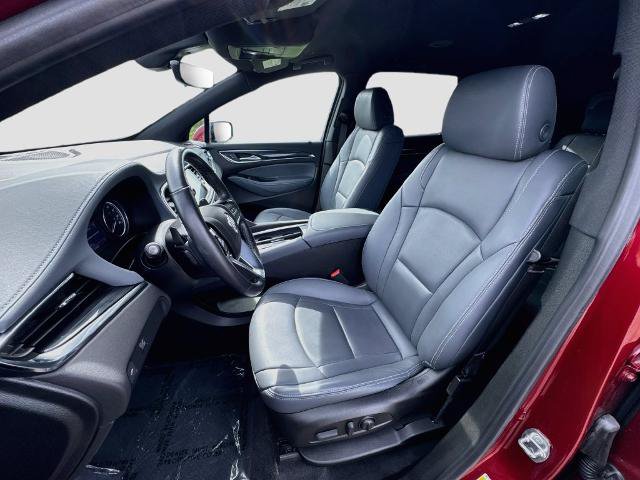 Used 2022 Buick Enclave Essence w/ Sport Touring Edition AWD/4WD image 17