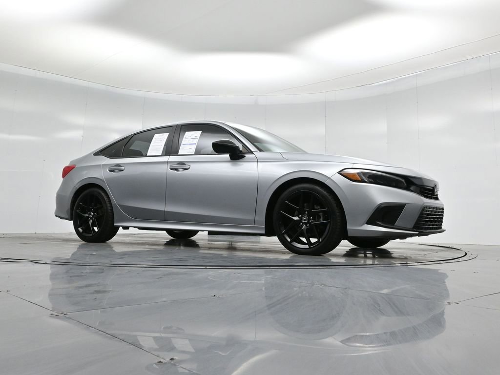 Used 2022 Honda Civic Sport image 2