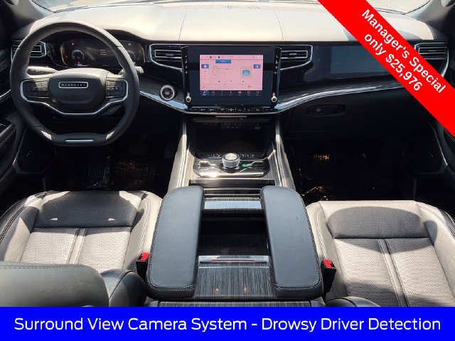 Used 2022 Jeep Wagoneer Series II w/ Convenience Group I AWD/4WD image 14