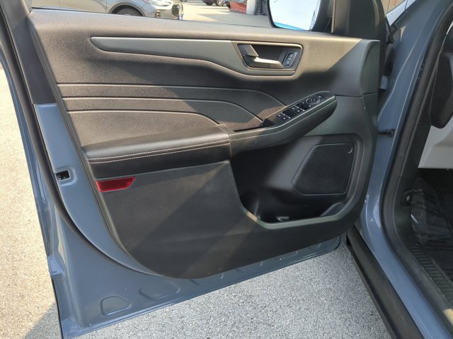 Certified 2023 Ford Escape Active FWD image 11
