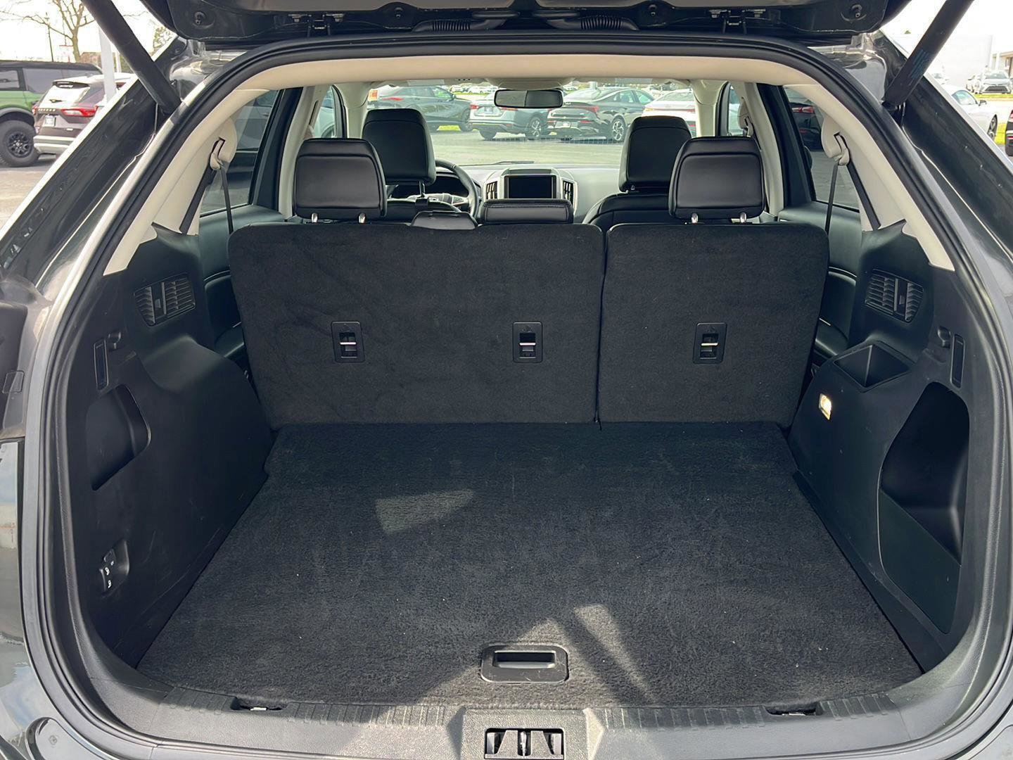 Certified 2024 Ford Edge SEL w/ Convenience Package image 17