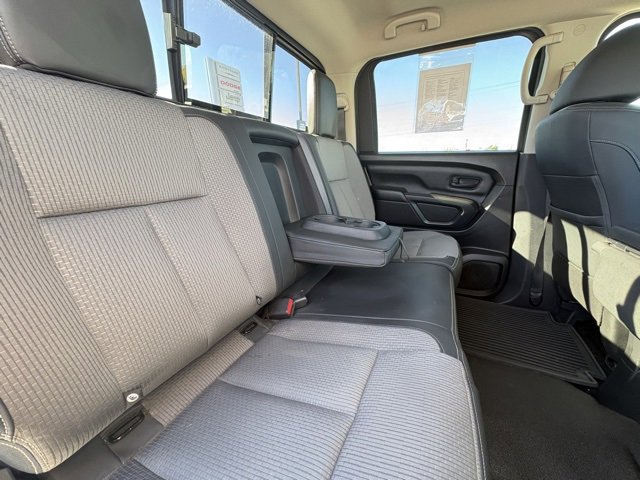 Used 2020 Nissan Titan S w/ S Utility Package image 18