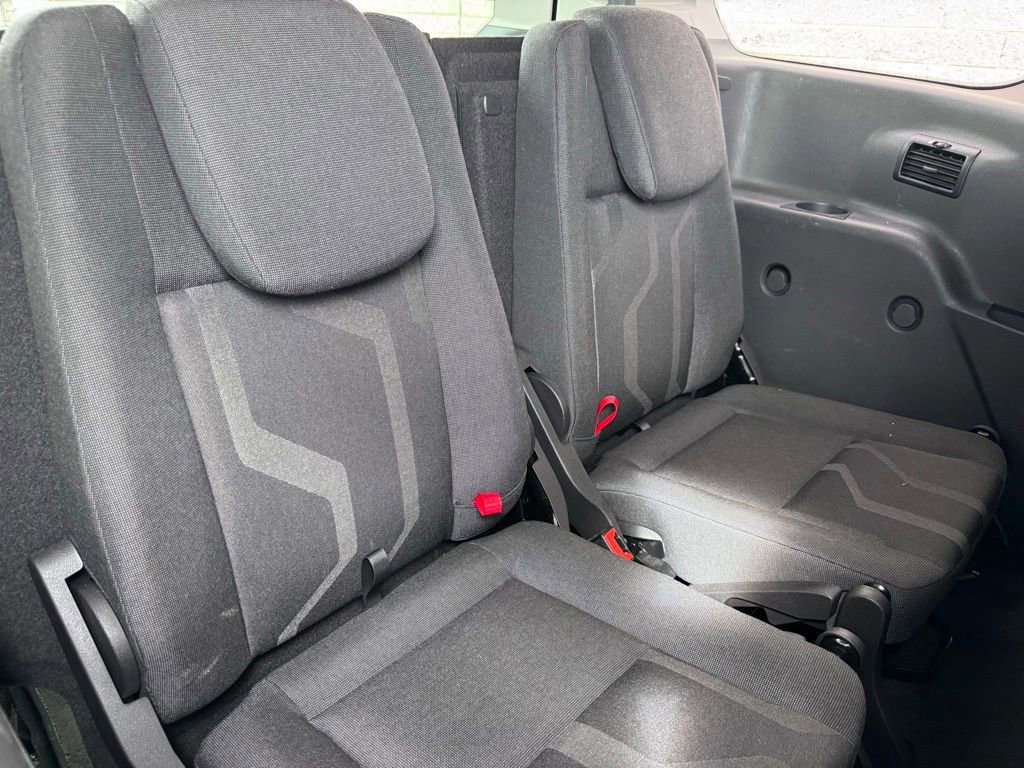 Certified 2018 Ford Transit Connect XLT image 20