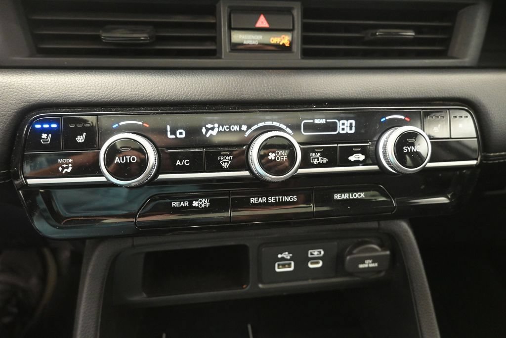 Used 2023 Honda Pilot Elite image 9