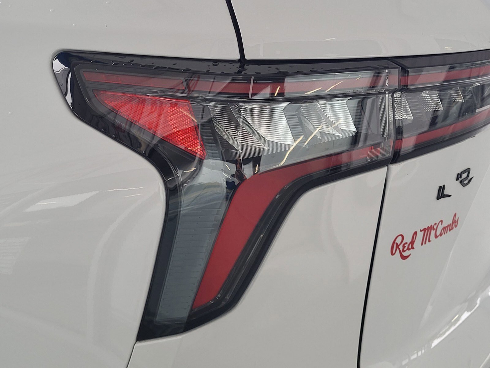 Used 2026 Chevrolet Equinox LT w/ Safety and Technology Package image 8