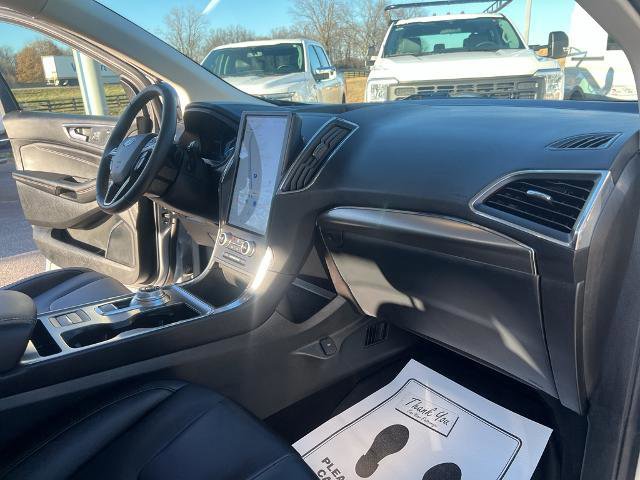 Certified 2022 Ford Edge Titanium w/ Equipment Group 301A image 12