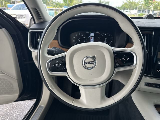Used 2018 Volvo S90 T6 Inscription w/ Convenience Package AWD/4WD image 15