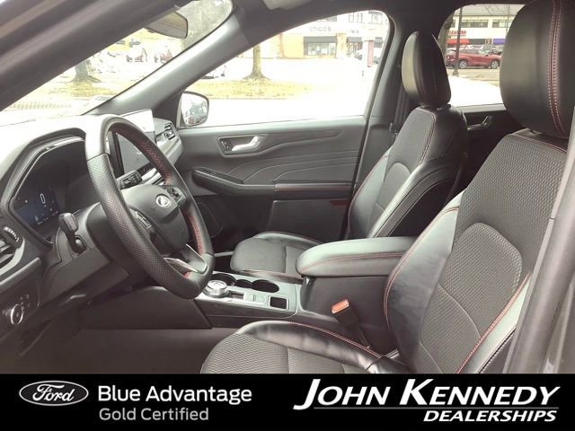 Certified 2023 Ford Escape ST-Line Select w/ Tech Pack #2 image 11