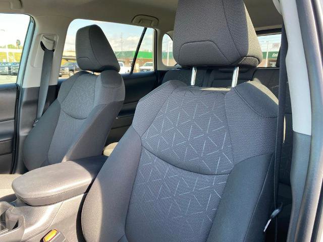 Used 2024 Toyota RAV4 XLE AWD/4WD image 11