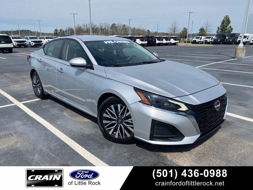 Used 2023 Nissan Altima 2.5 SV video 1