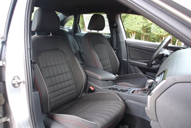 Used 2019 Volkswagen Jetta GLI FWD image 11