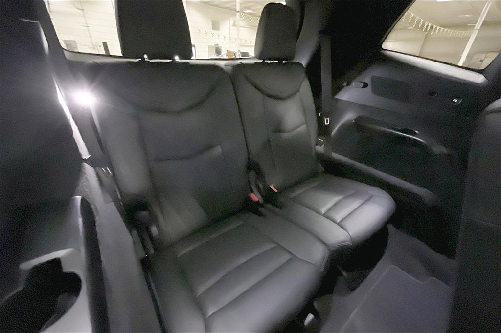 Used 2024 Cadillac XT6 Premium Luxury image 27