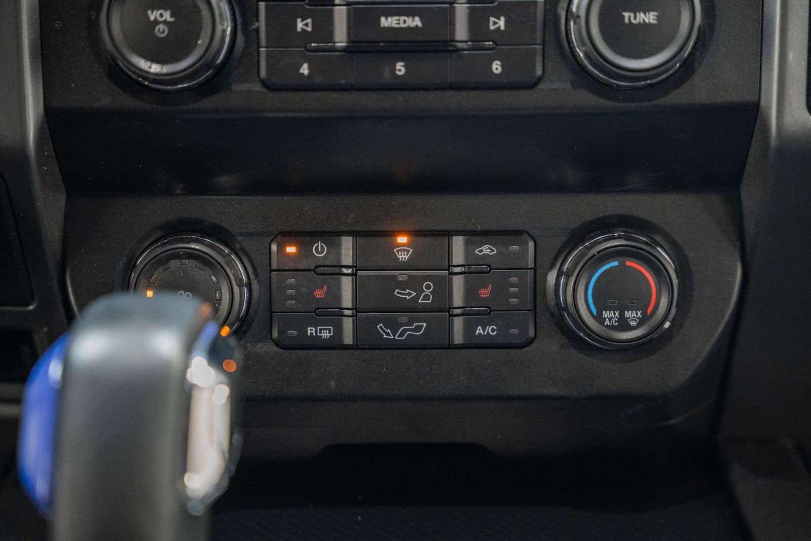 Certified 2020 Ford F150 XLT w/ Equipment Group 302A Luxury image 32