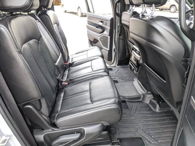 Used 2023 Jeep Wagoneer 4WD w/ Convenience Group I image 20