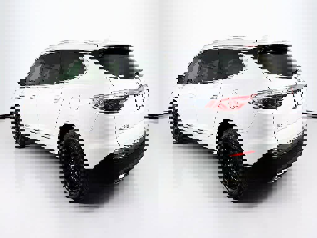 Used 2023 Buick Enclave Essence w/ Experience Buick Package image 4