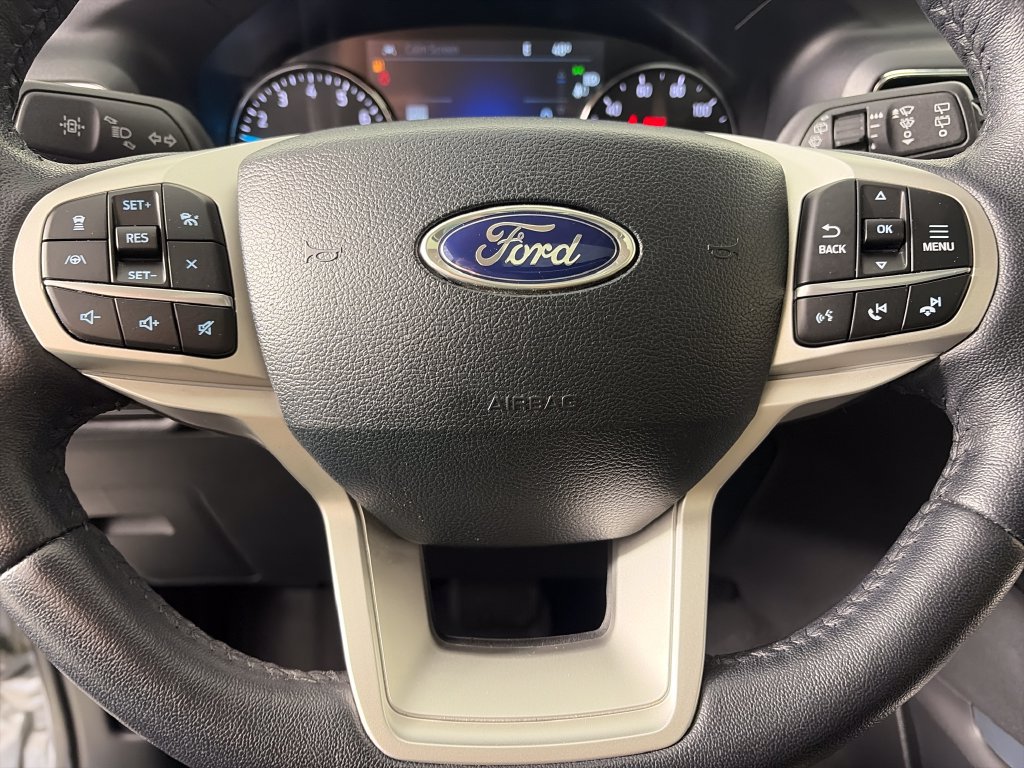 Certified 2023 Ford Explorer Limited w/ Limited Technology Package AWD/4WD image 16