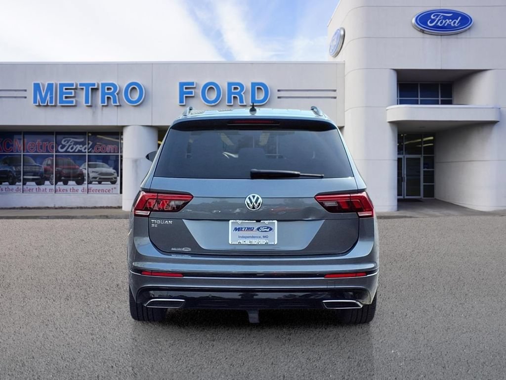 Used 2020 Volkswagen Tiguan SE R-Line FWD image 4