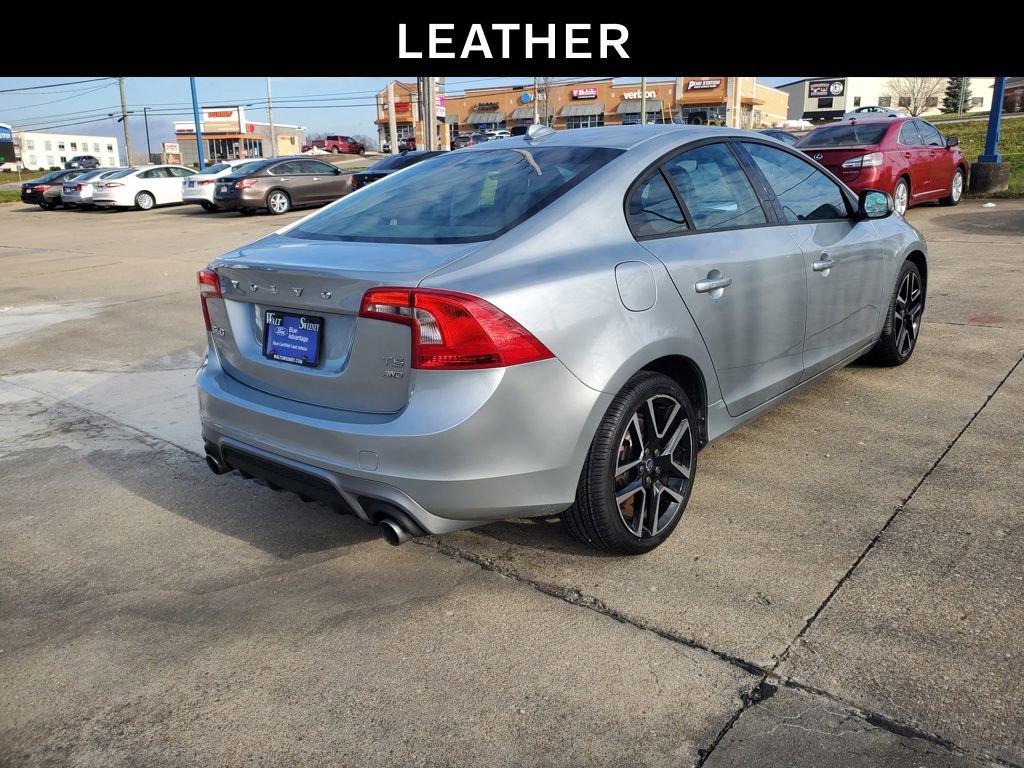 Used 2017 Volvo S60 T5 Dynamic image 4