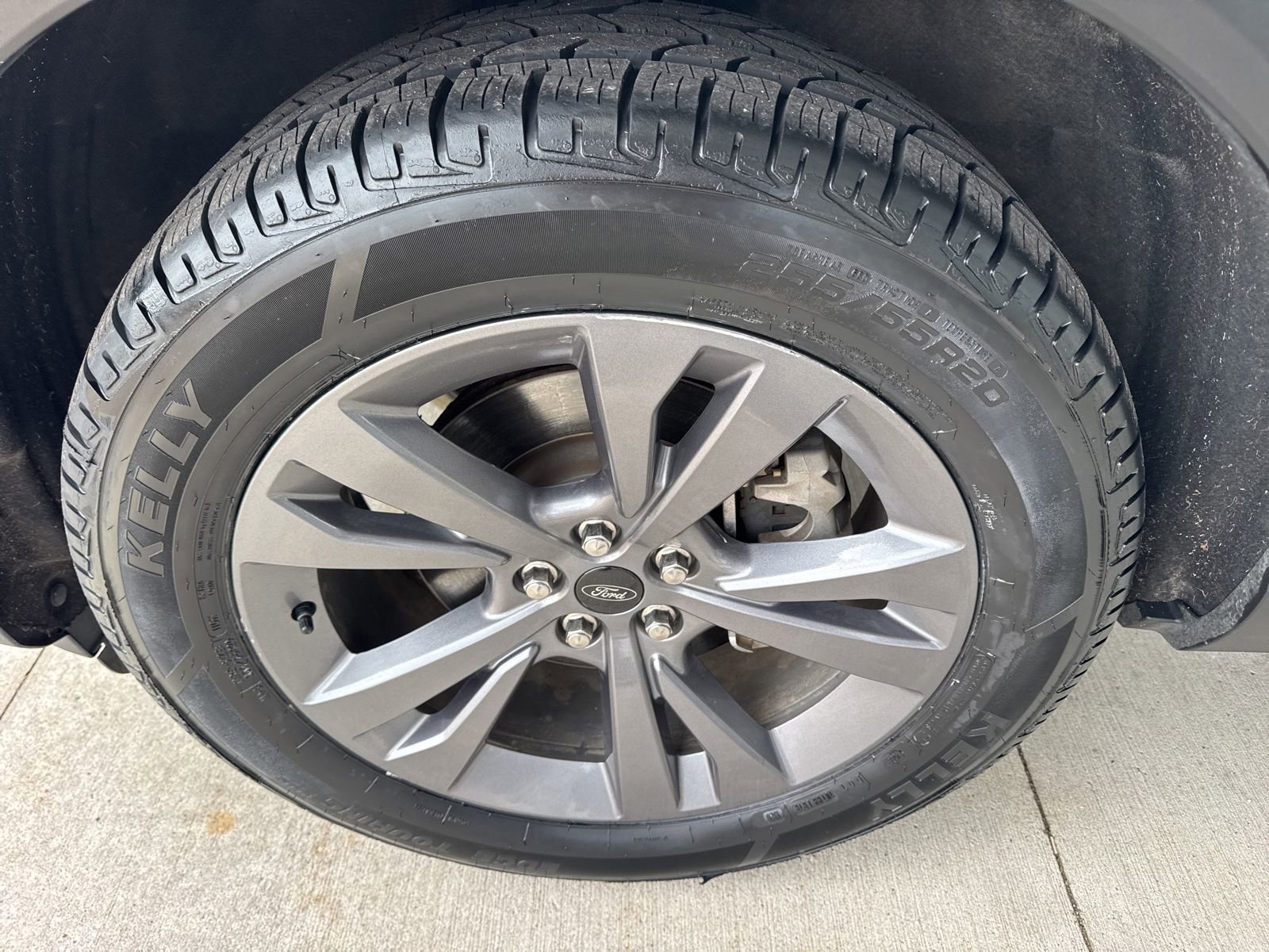 Certified 2025 Ford Explorer Active w/ Active Comfort Package AWD/4WD image 18
