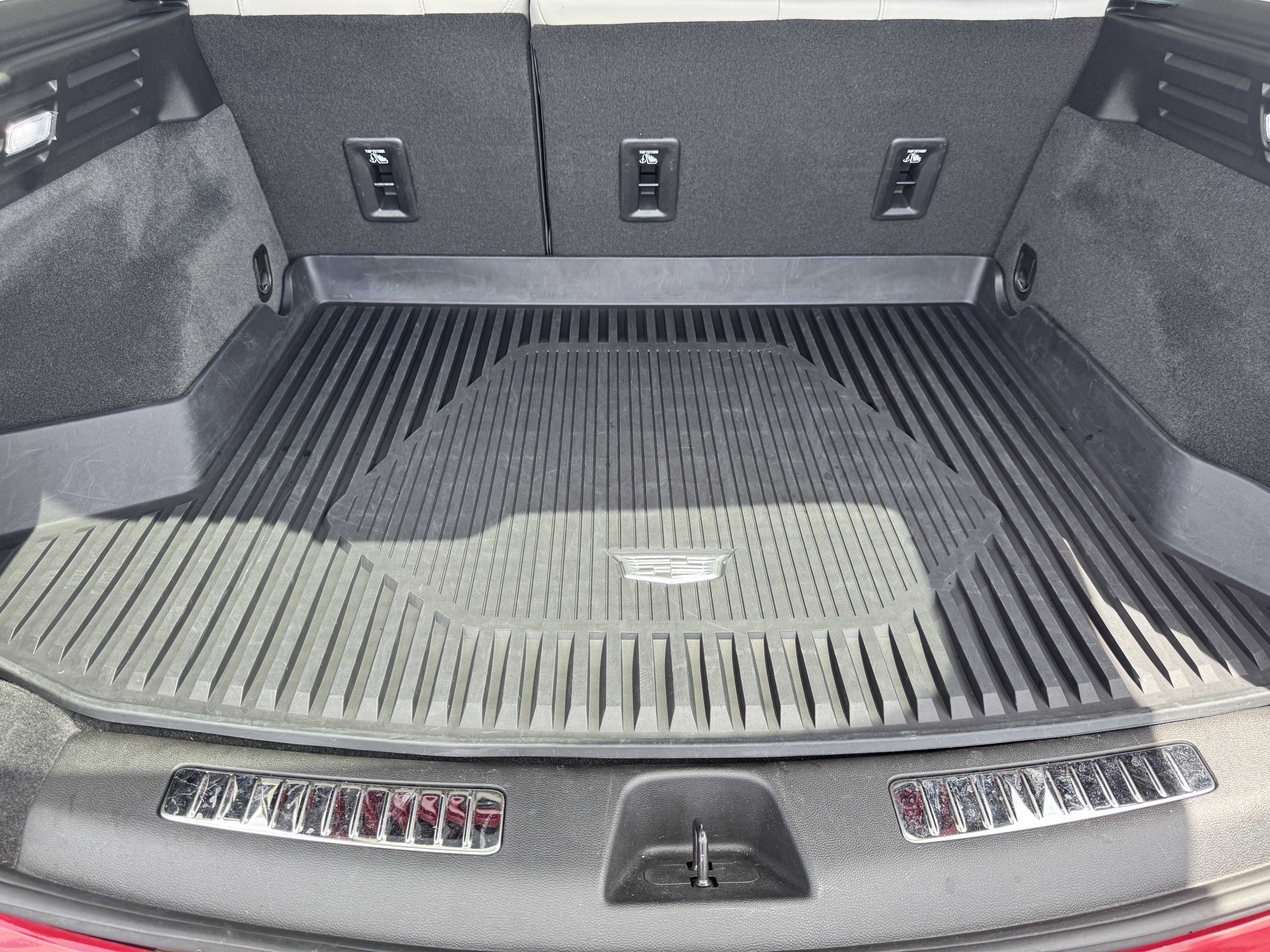 Used 2019 Cadillac XT4 Premium Luxury FWD image 23