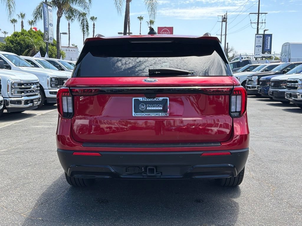 Certified 2025 Ford Explorer ST-Line w/ Premium Package RWD image 11