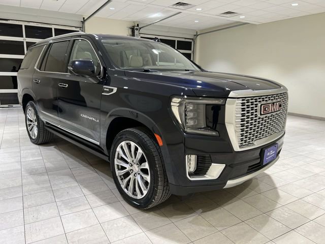 Used 2021 GMC Yukon Denali w/ Denali Premium Package AWD/4WD image 7