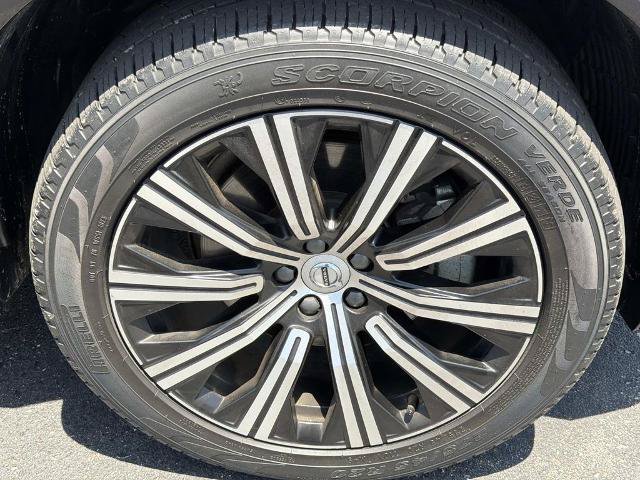 Used 2024 Volvo XC90 B6 Plus AWD/4WD image 9